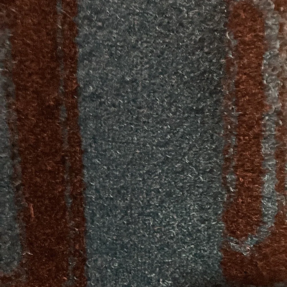 Eagles football sweater - Picture 4 of 4